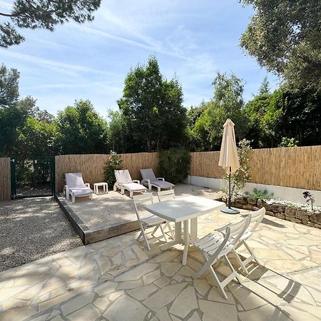 Appartement 1Ch Avec Terrasse Et Jardinet A 400M De La Plage Cavalaire-sur-Mer Exterior photo